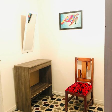 Hostal La 18 Перейра Екстер'єр фото